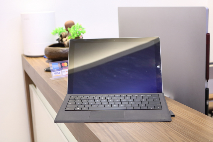 Surface Pro 3 ( i7/8GB/512GB ) + Type Cover